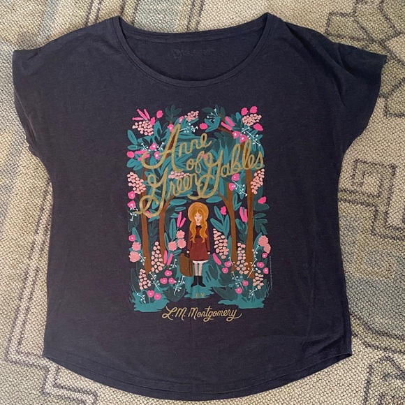 Anne of Green Gables by L. M. Montgomery tee - Picture 1 of 2